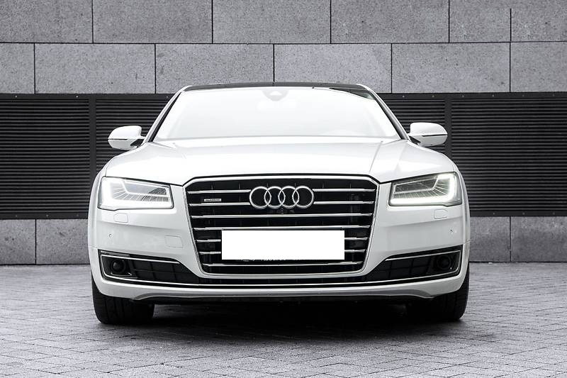 Audi A8 Quattro