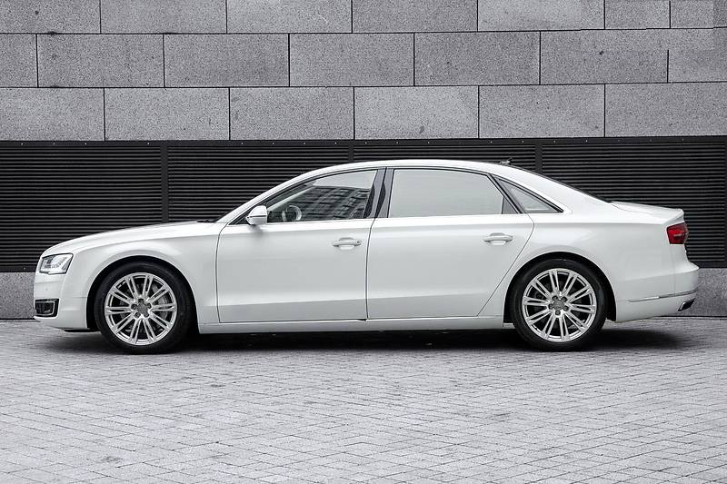 Audi A8 Quattro