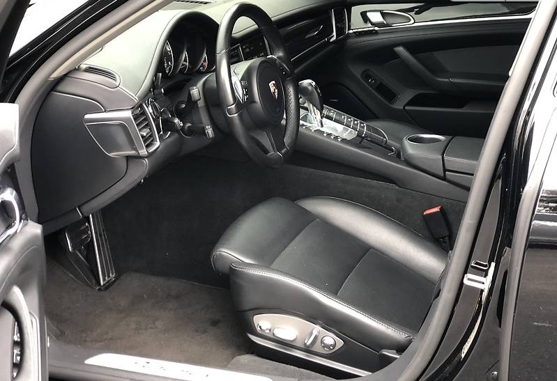 Porsche Panamera 4S