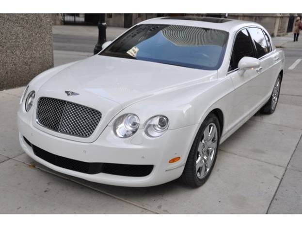 Bentley Flying Spur (white)