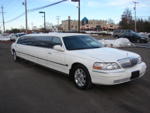 Lincoln Town Car Limousine ( №2)