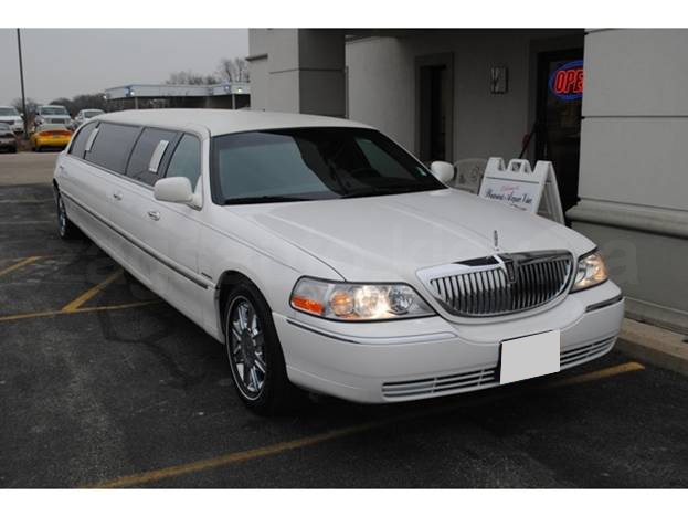 Lincoln Town Car Limousine ( №1)