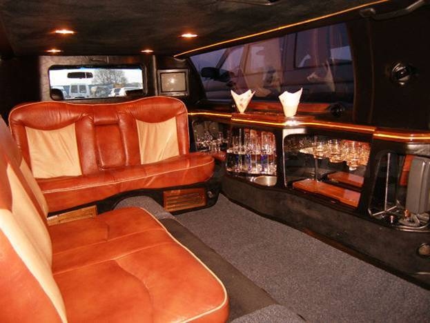 Escalibur Limousine