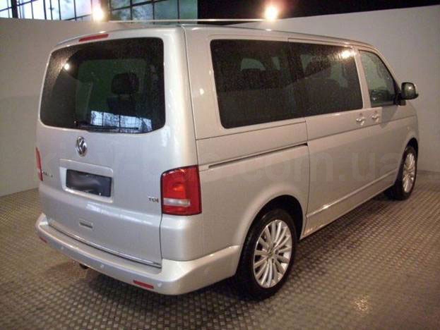 Volkswagen T5 Multivan 2.0 TDI