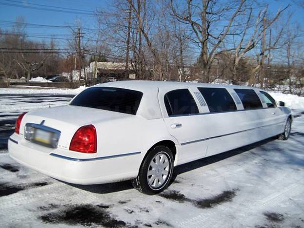 Lincoln Town Car Limousine (ELIT)