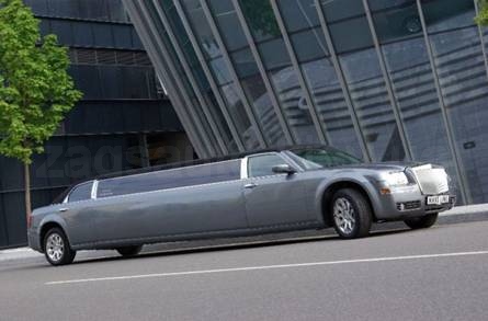 Chrysler 300C Limousine VIP