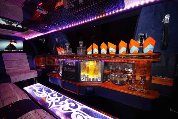 Escalibur Limousine Long (white)