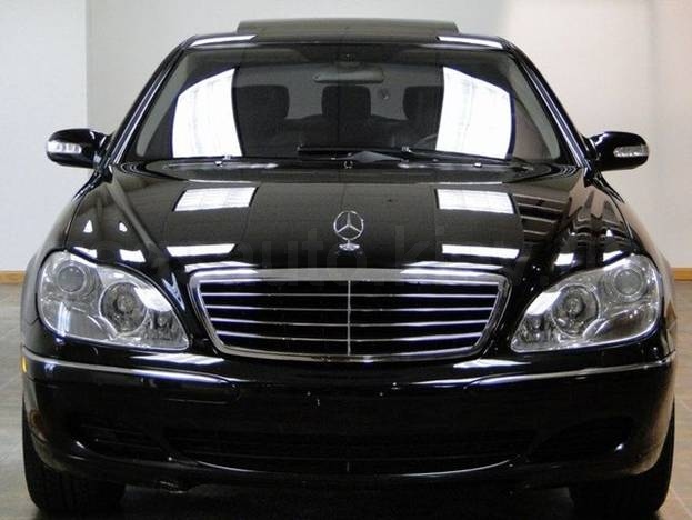 Mercedes S500 (W220)