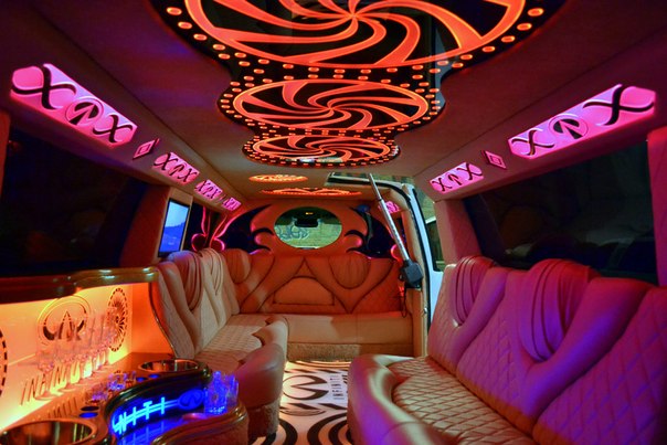 Infiniti QX 56 VIP Limo