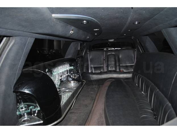Lincoln Town Car Limousine ( №1)
