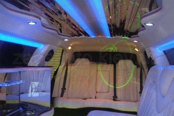 Chrysler 300C Limousine Phantom