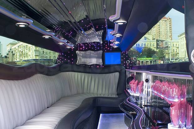 Chrysler 300C Limousine