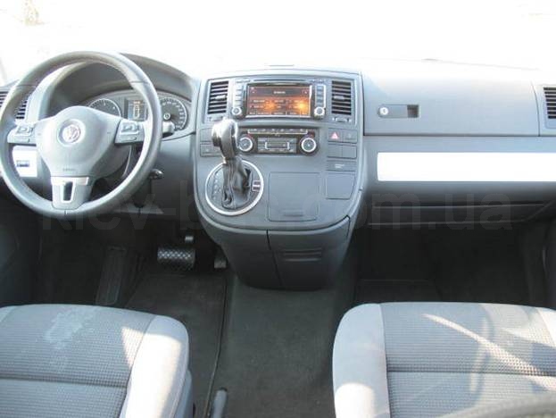 Volkswagen T5 Multivan 2.0 TDI