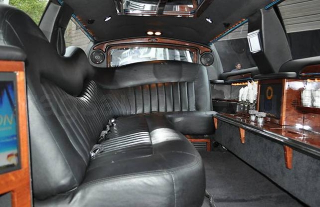 Cadillacе Devile Limousine