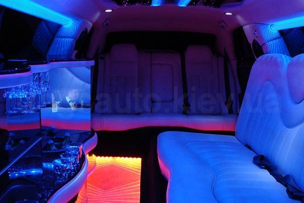 Chrysler 300C Limousine Phantom