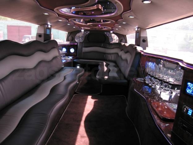 Hammer H2 Limousine (black)