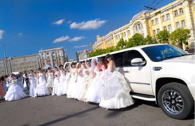Cadillacе Escalade Limousine