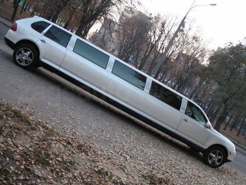 Porsche Cayenne Limousine