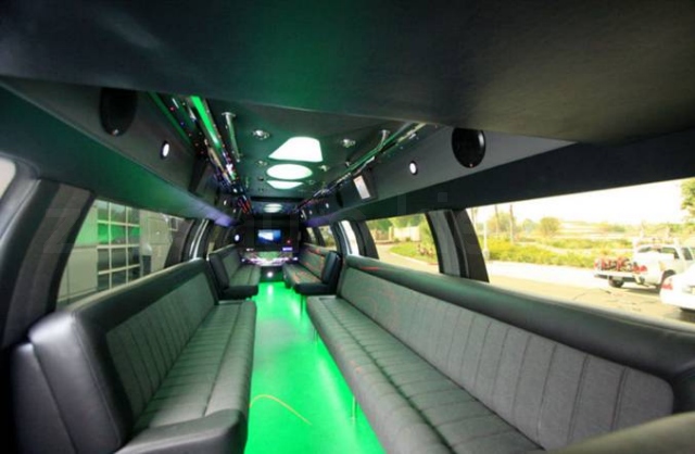 Ford F-650 Limousine