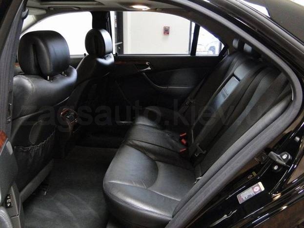 Mercedes S500 (W220)