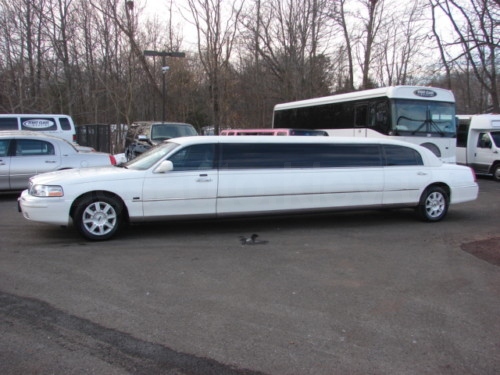 Lincoln Town Car Limousine ( №2)