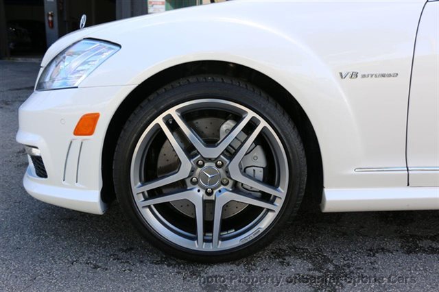 Mercedes S550 W221 белый