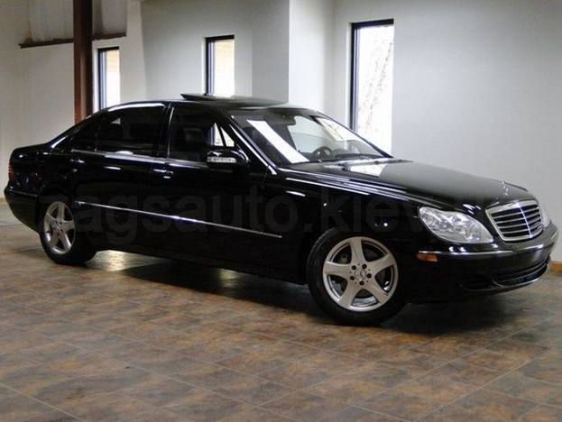 Mercedes S500 (W220)