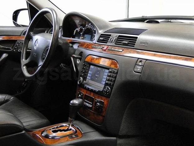 Mercedes S500 (W220)
