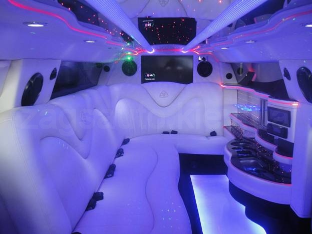 Ford Mustang Limousine (white)