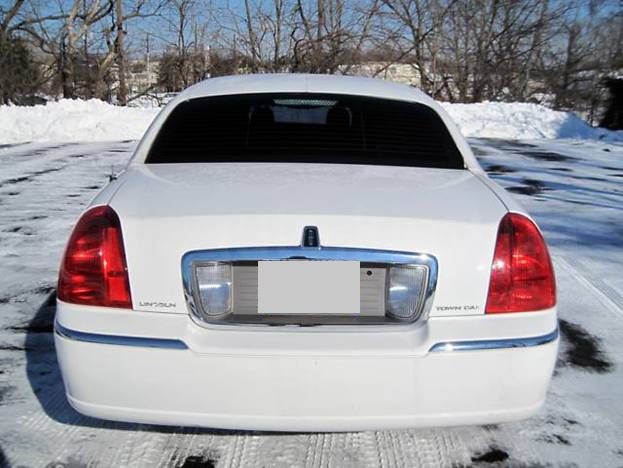 Lincoln Town Car Limousine (ELIT)
