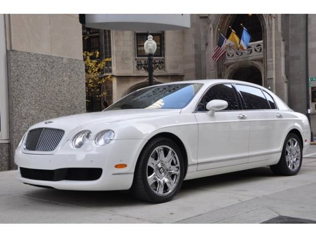 Bentley Flying Spur (white)