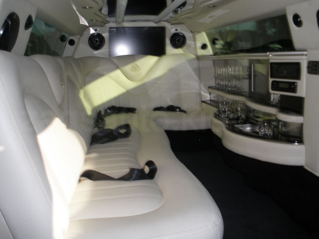 Ford Mustang Limousine (white)