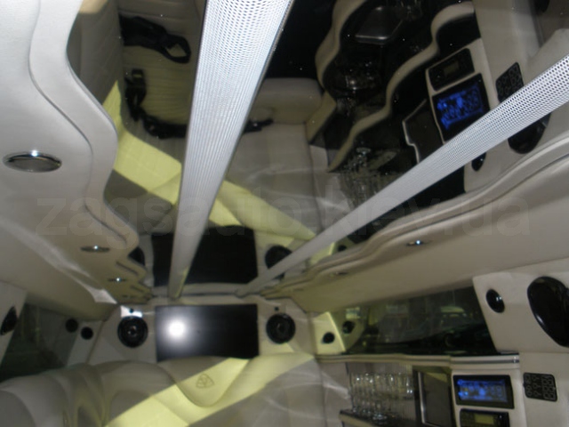 Ford Mustang Limousine (white)