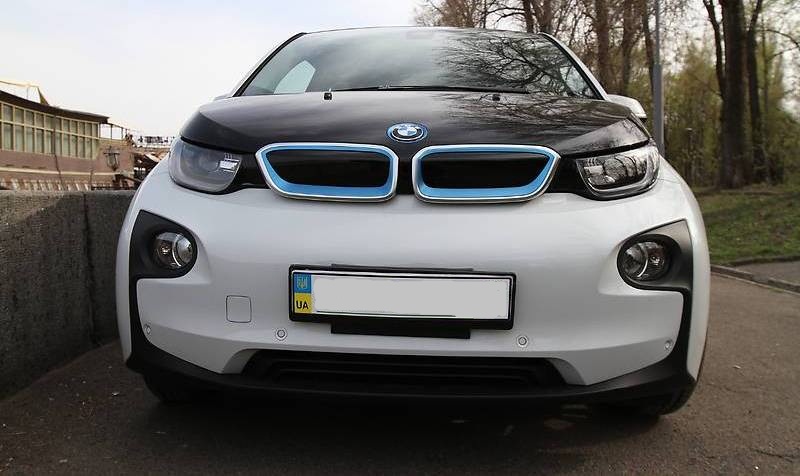 BMW I3 (white)