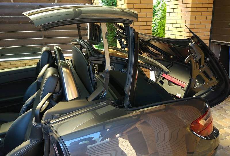 Mercedes-Benz SLK250