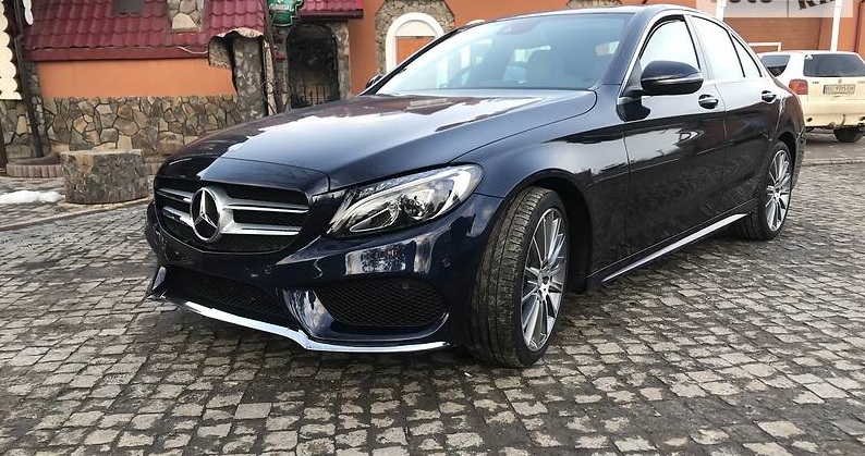 Mercedes-Benz C300