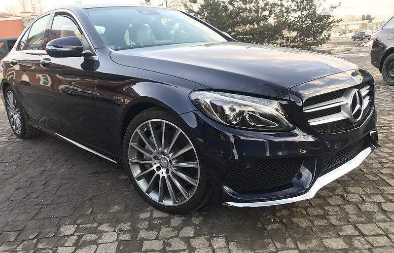 Mercedes-Benz C300