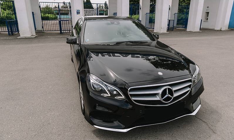 Mercedes-Benz E200 W212