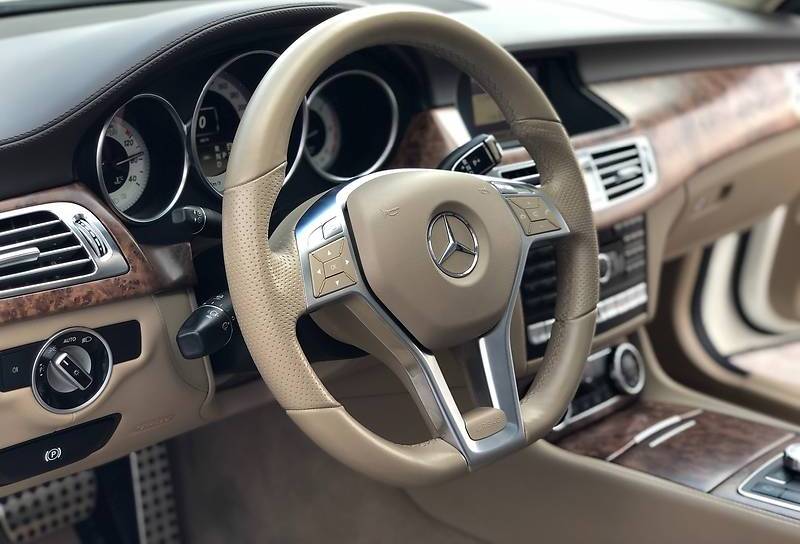 Mercedes-Benz CLS 550 4-matic