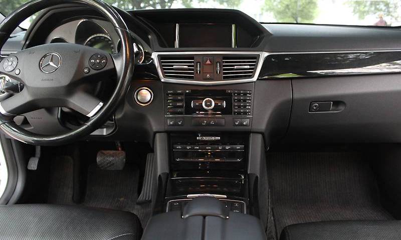 Mercedes-Benz E350 W212 4matik