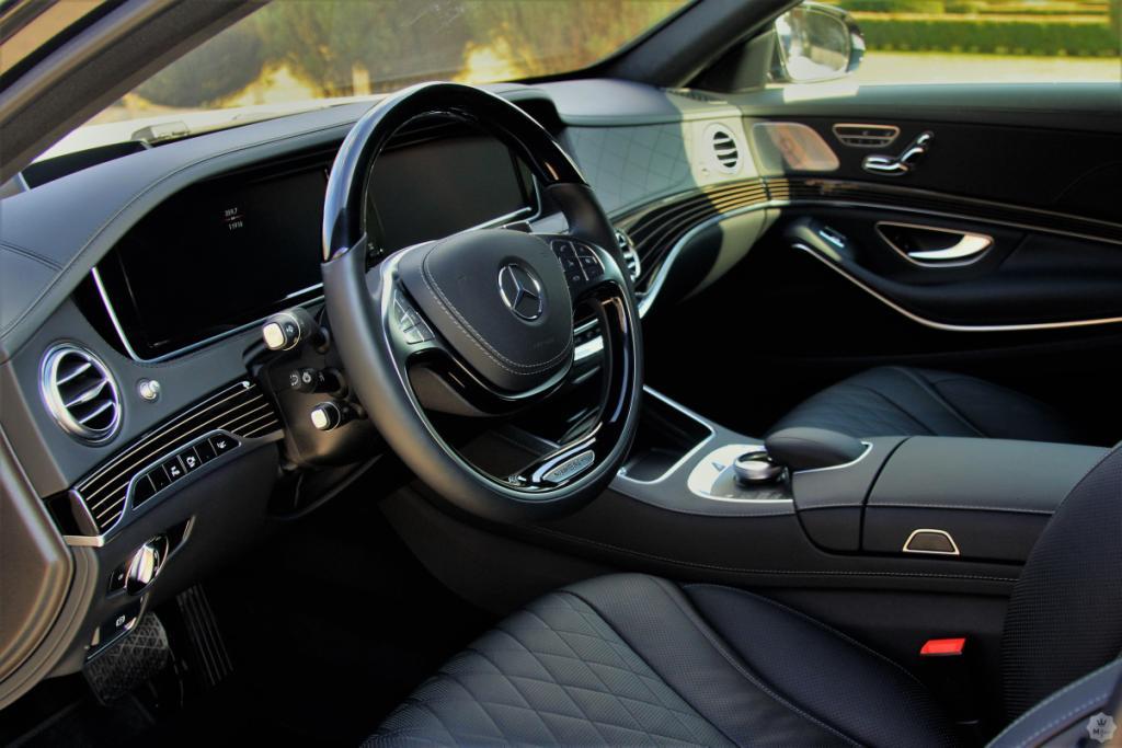 Mercedes-Benz Maybach S400