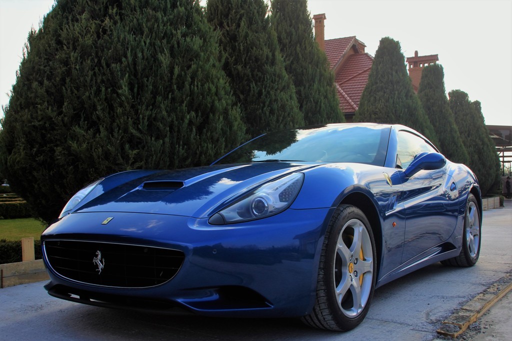 Ferrari California