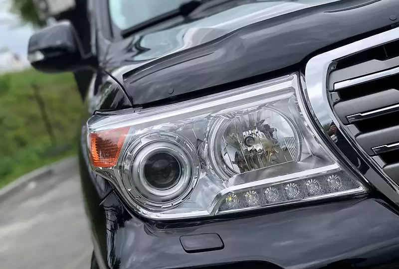 Toyota Land Cruiser 200