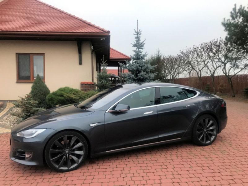 Tesla Model S