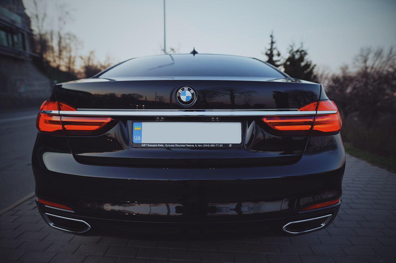 BMW 730i