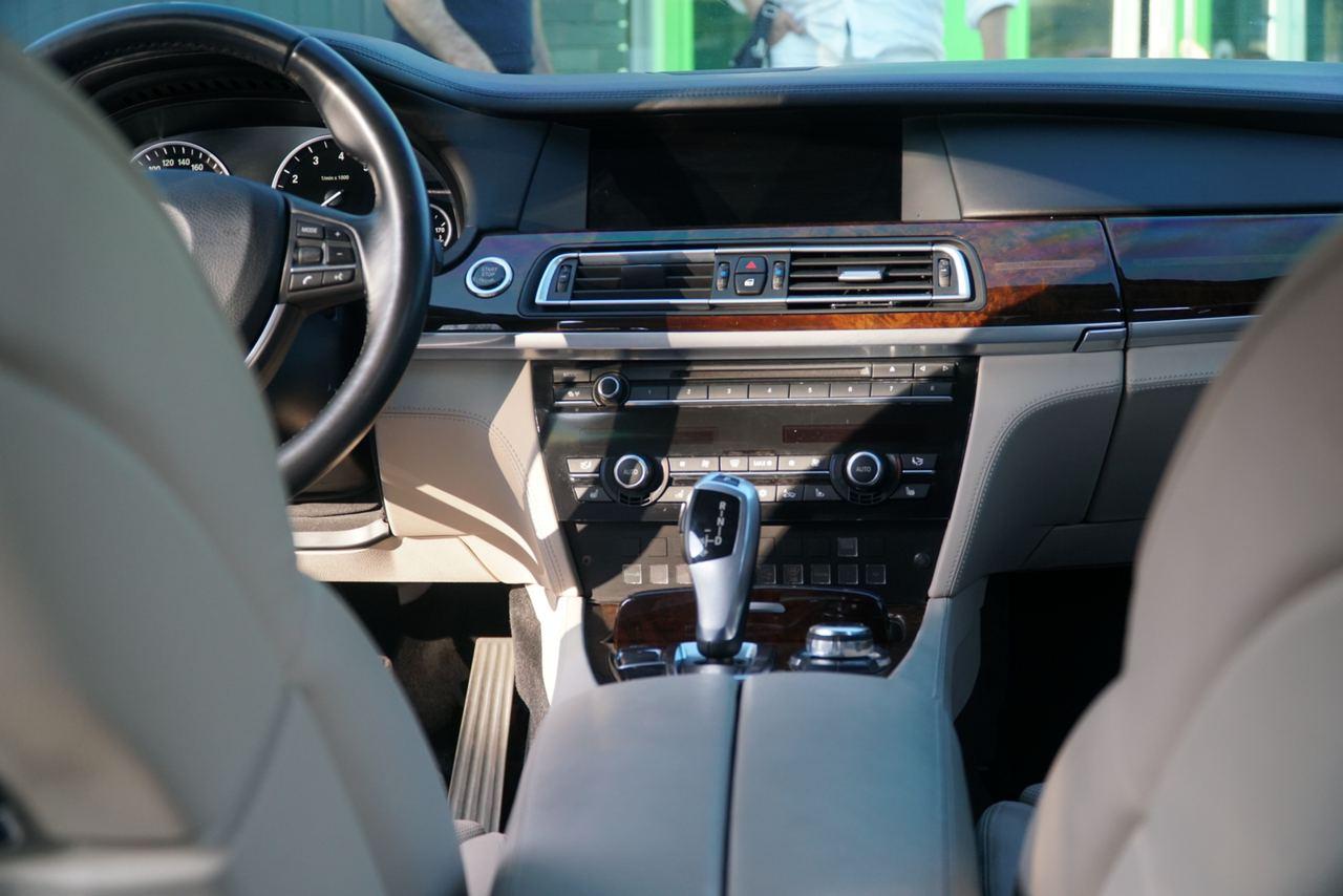 BMW 750 бронь В7