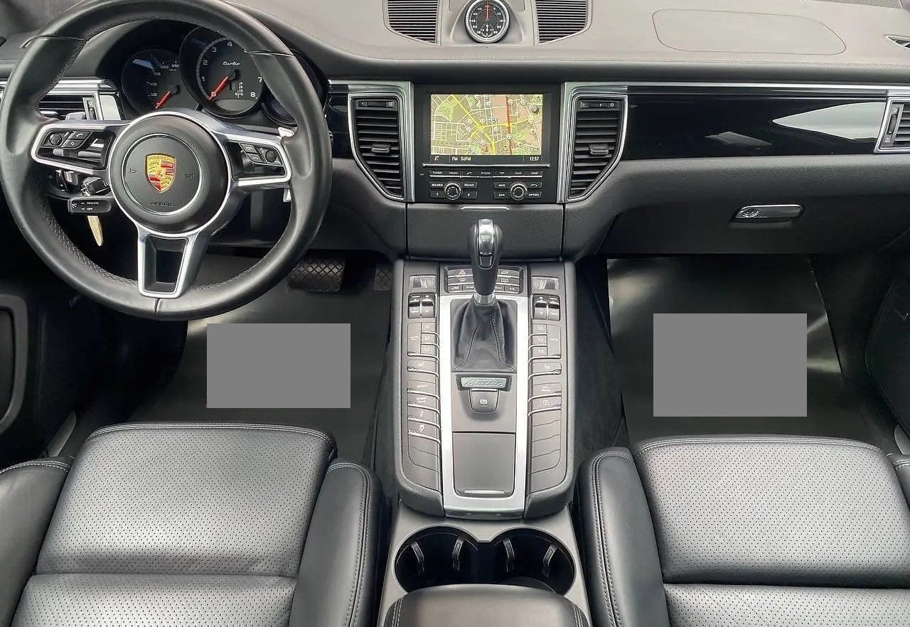 PORSCHE MACAN TURBO